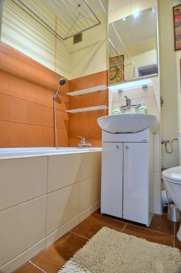 Sloneczny Apartament Grzybowska Warszawa Eksteriør billede